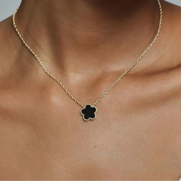 NEW 14K Gold Plated Clover Necklace